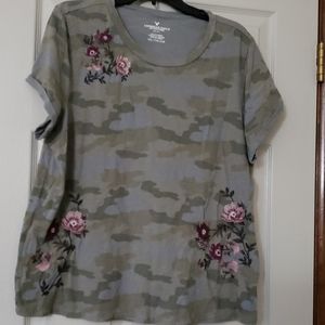 Embroidered, cuff sleeve AE tee